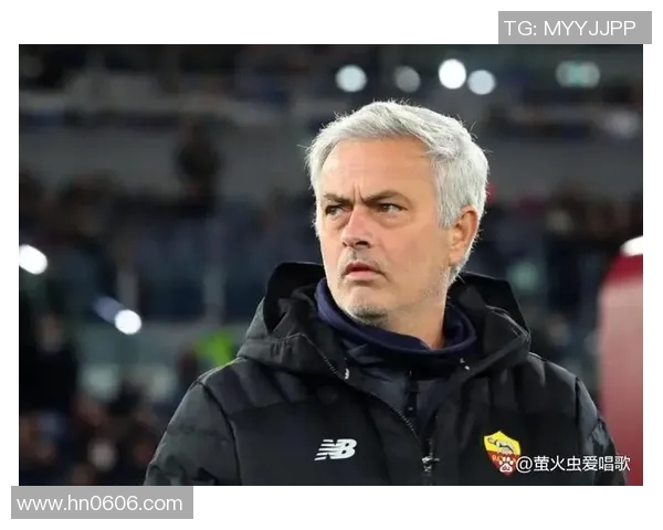 从球场到教练席足球明星的华丽转身与热血青春的奋斗故事 从球场到教练席足球明星的华丽转身与热血青春的奋斗故事
